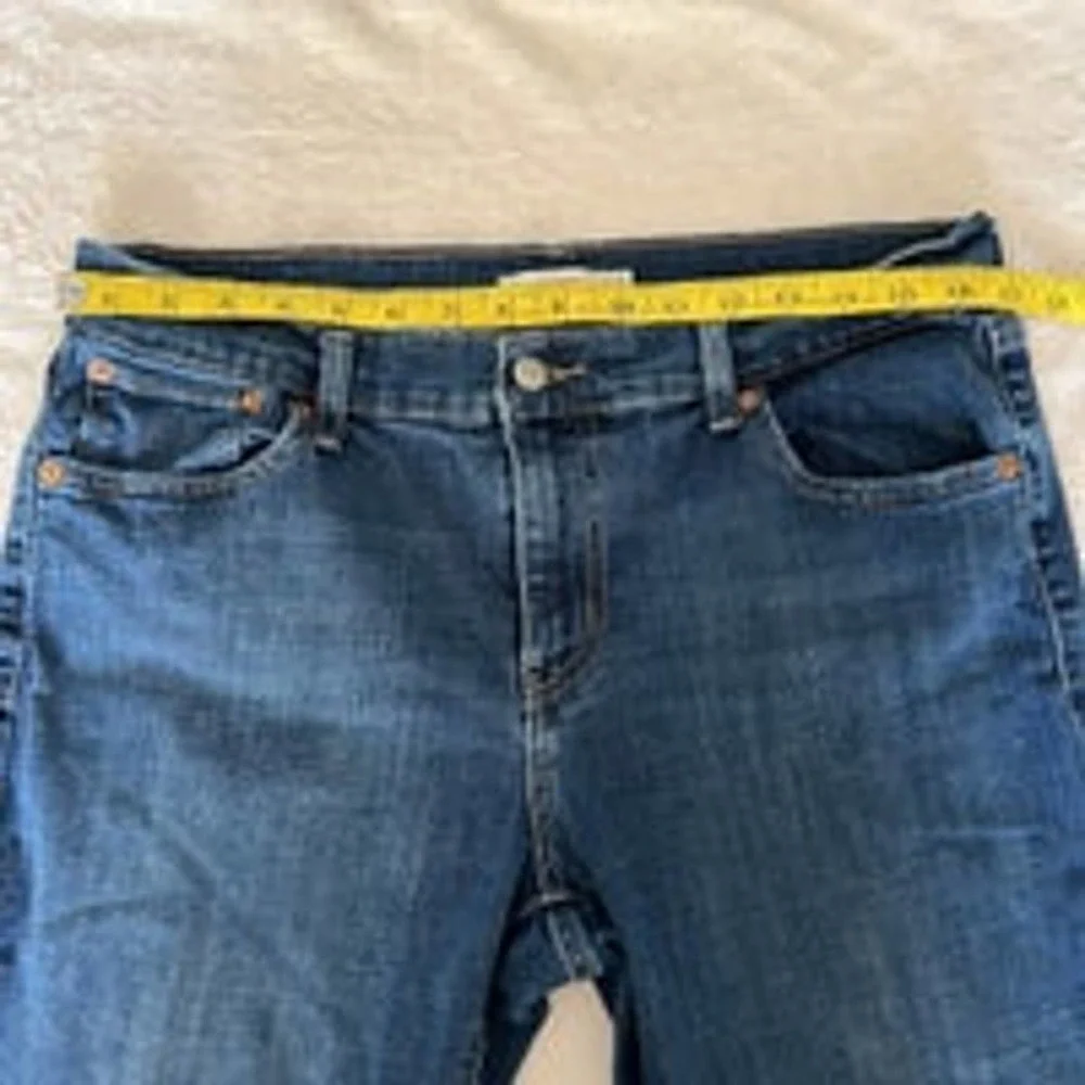 Levi Strauss Women’s Mid Rise Boyfriend Denim Medium Wash Jeans‎ Size 31